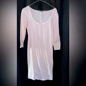 Beautiful fitted Midi pink strip and white dress